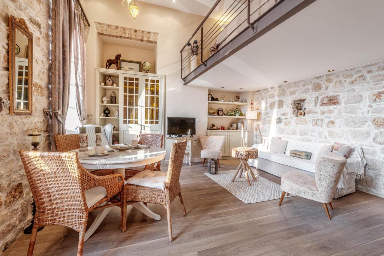 Mouragia Loft - Waterfront Old Corfu Town Apartment Exterior photo