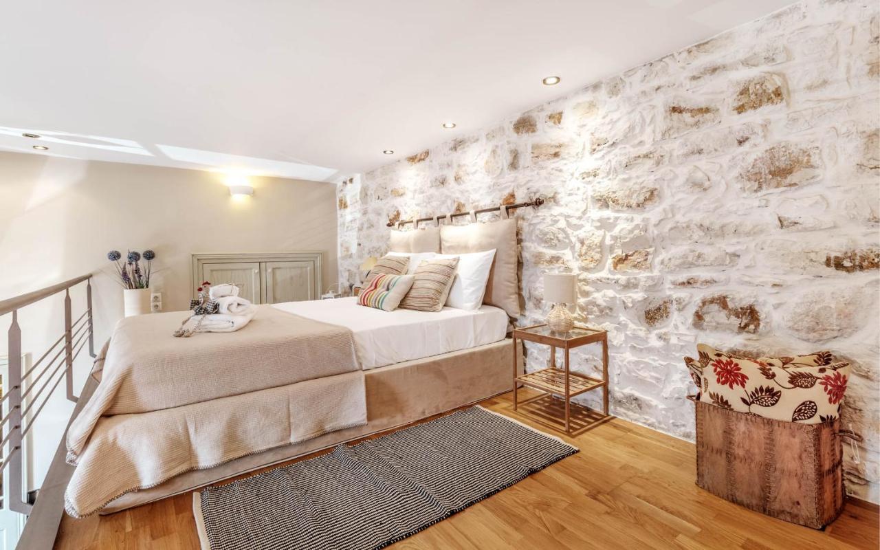 Mouragia Loft - Waterfront Old Corfu Town Apartment Exterior photo